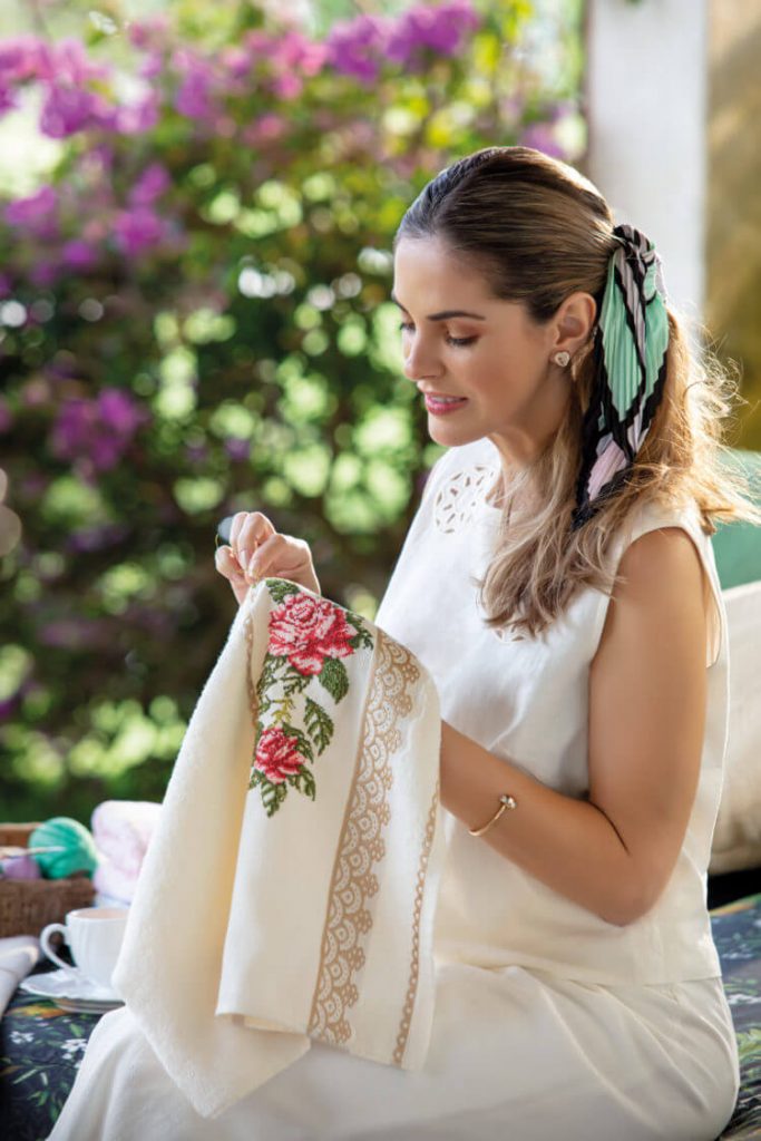 Desenhando Seu Nome: Técnicas de Transferência para um Visual Impecável - inspiração 2