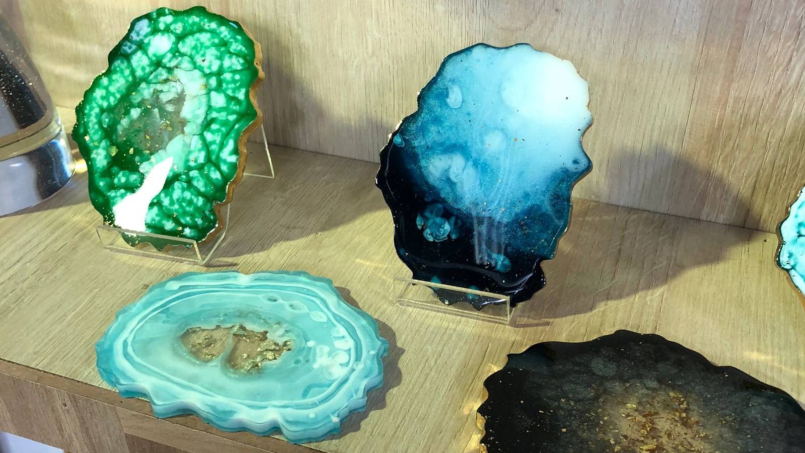 Cores que Falam: A Psicologia das Cores na sua Decoração de Resina - inspiração 1