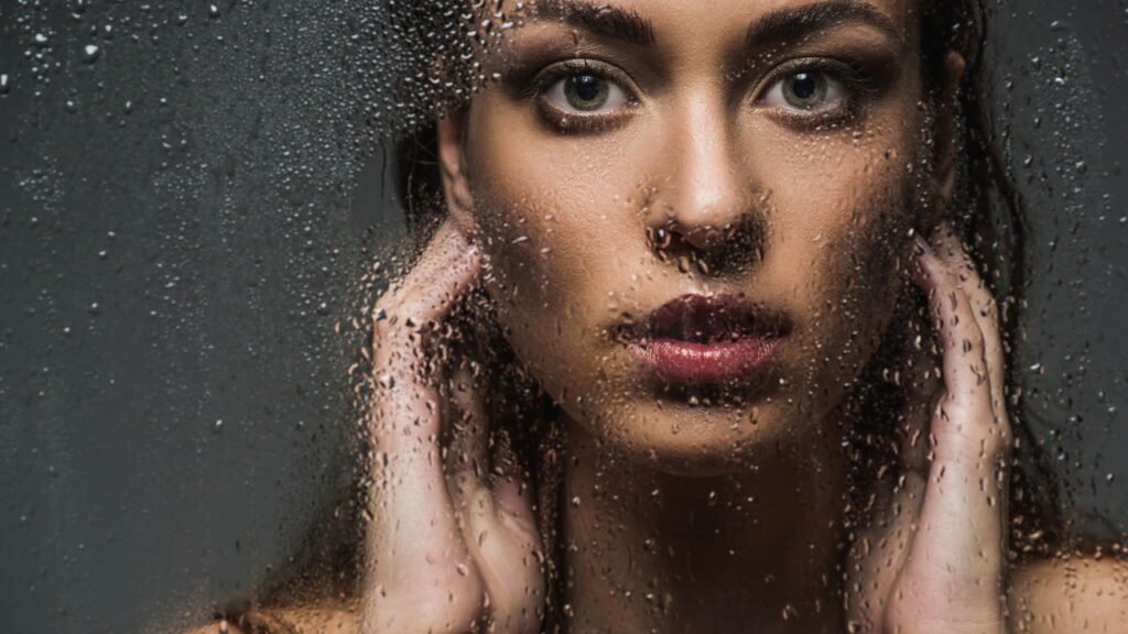 Menos Frizz, Mais Maciez: O Toque Final da Água Gelada - inspiração 1