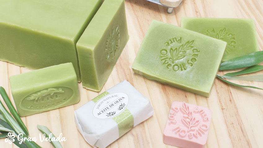 Explorando Técnicas de Parafinagem e Acabamento em Velas - inspiração 1