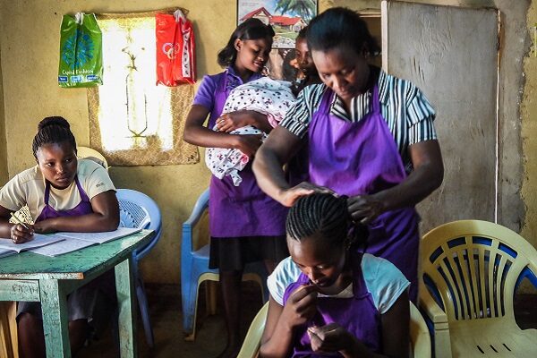 Integrando-se à Comunidade Local: Vivendo como uma Moradora, Não Apenas uma Turista - inspiração 2