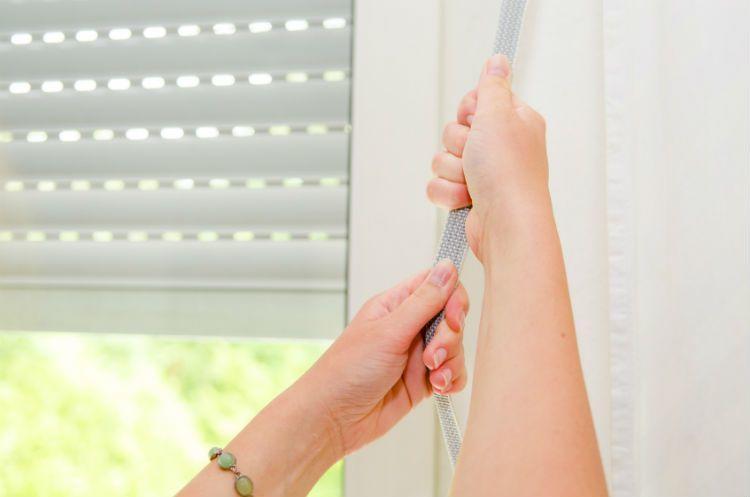 Limpeza Profunda para Persianas de Tecido: Lidando com Manchas Mais Difíceis - inspiração 1