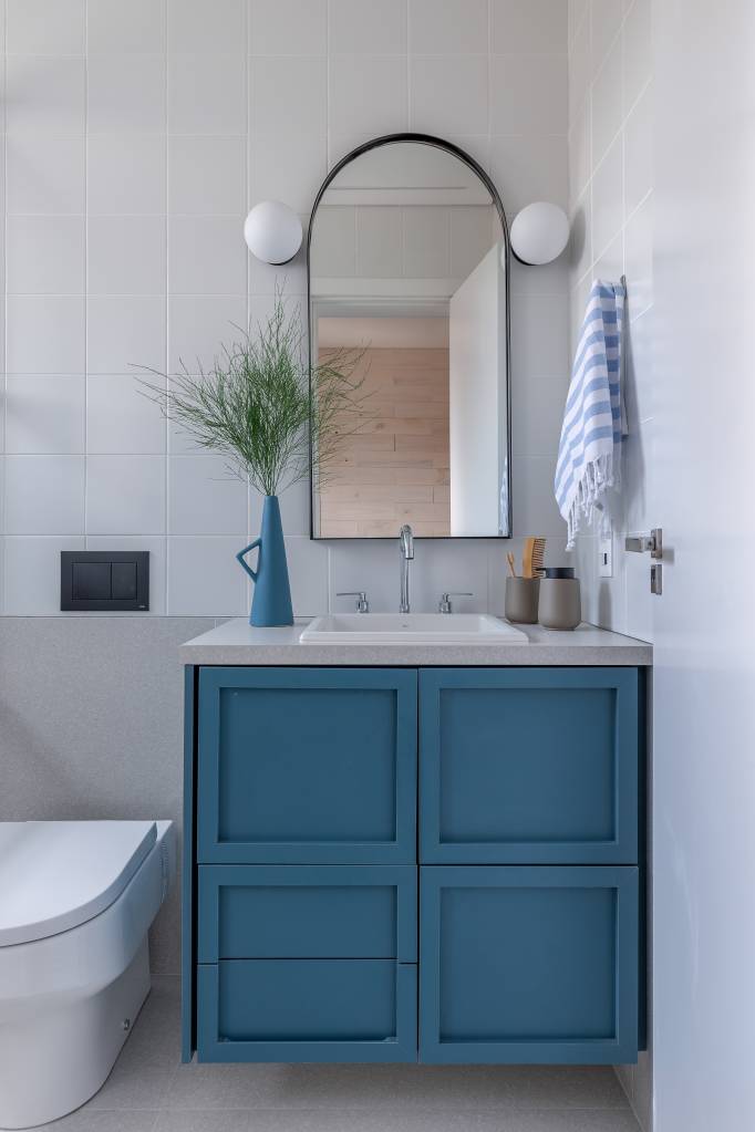 Pequenos Detalhes, Grande Impacto: Espelhos, Ganchos e Acessórios com Personalidade - inspiração 2