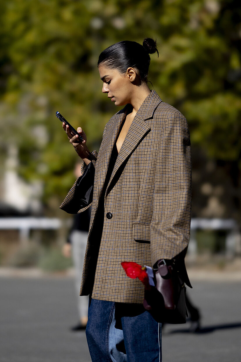 Abuse dos Acessórios: Bolsas e Joias Que Elevam o Look - inspiração 1