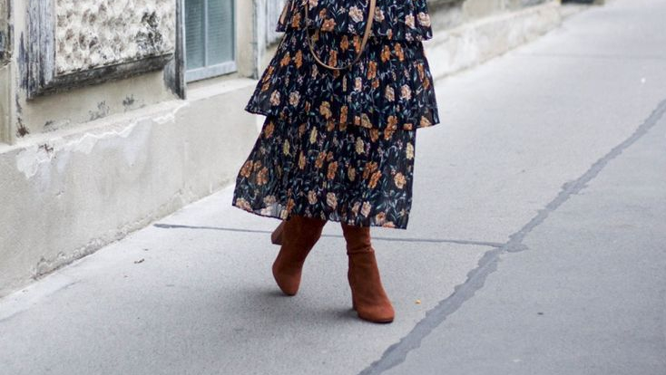 Saia Midi Plissada: O Toque Delicado que Transforma - inspiração 2