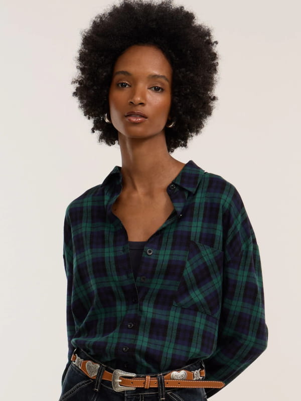 Acessórios que Elevam: Finalizando o Look com Xadrez Aberta - inspiração 2