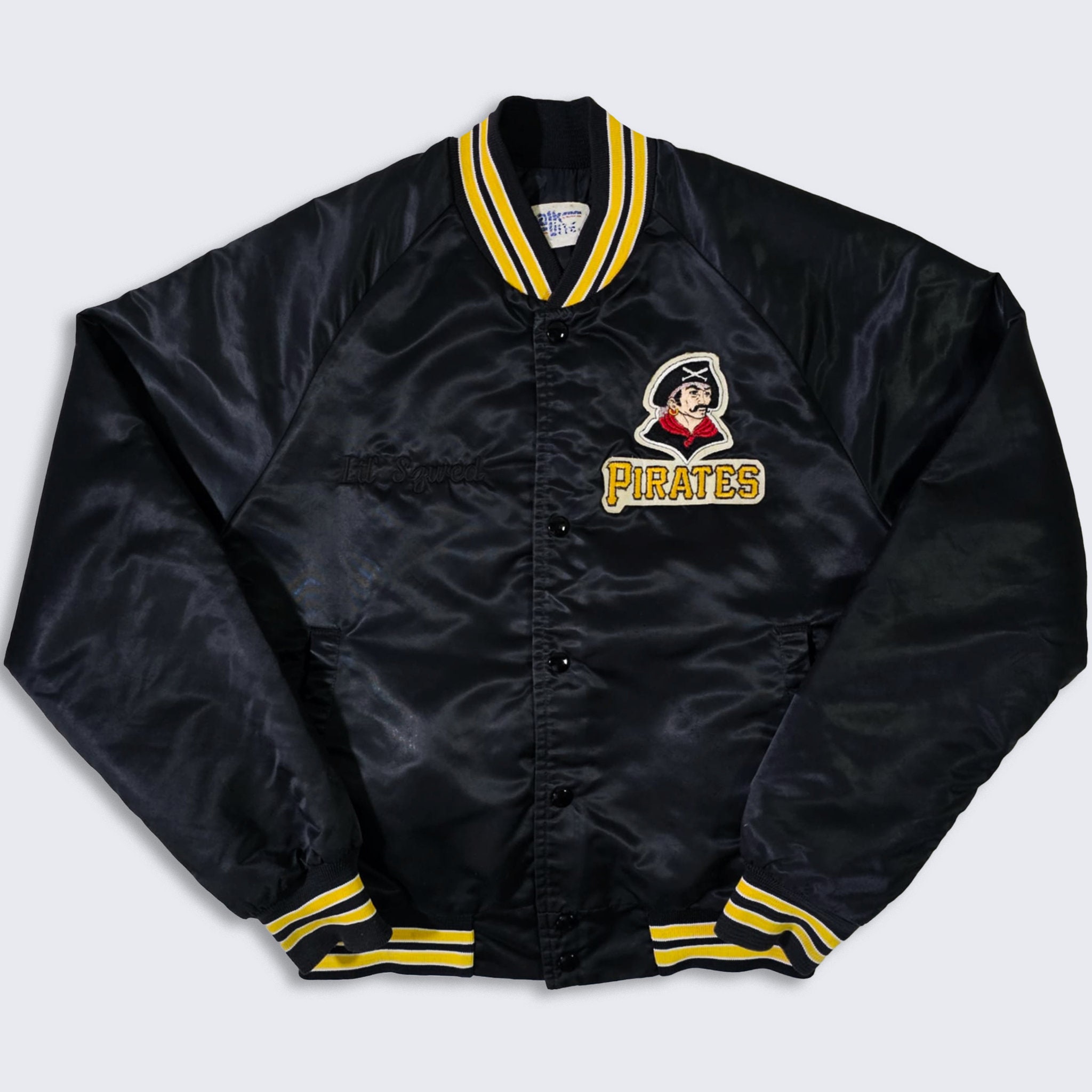 Jaqueta Bomber de Cetim Bordada: Dicas Para Todas as Ocasiões - inspiração 2