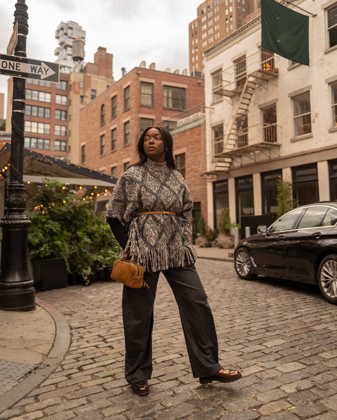 O toque feminino: mocassim em saias, vestidos e looks de verão - inspiração 2