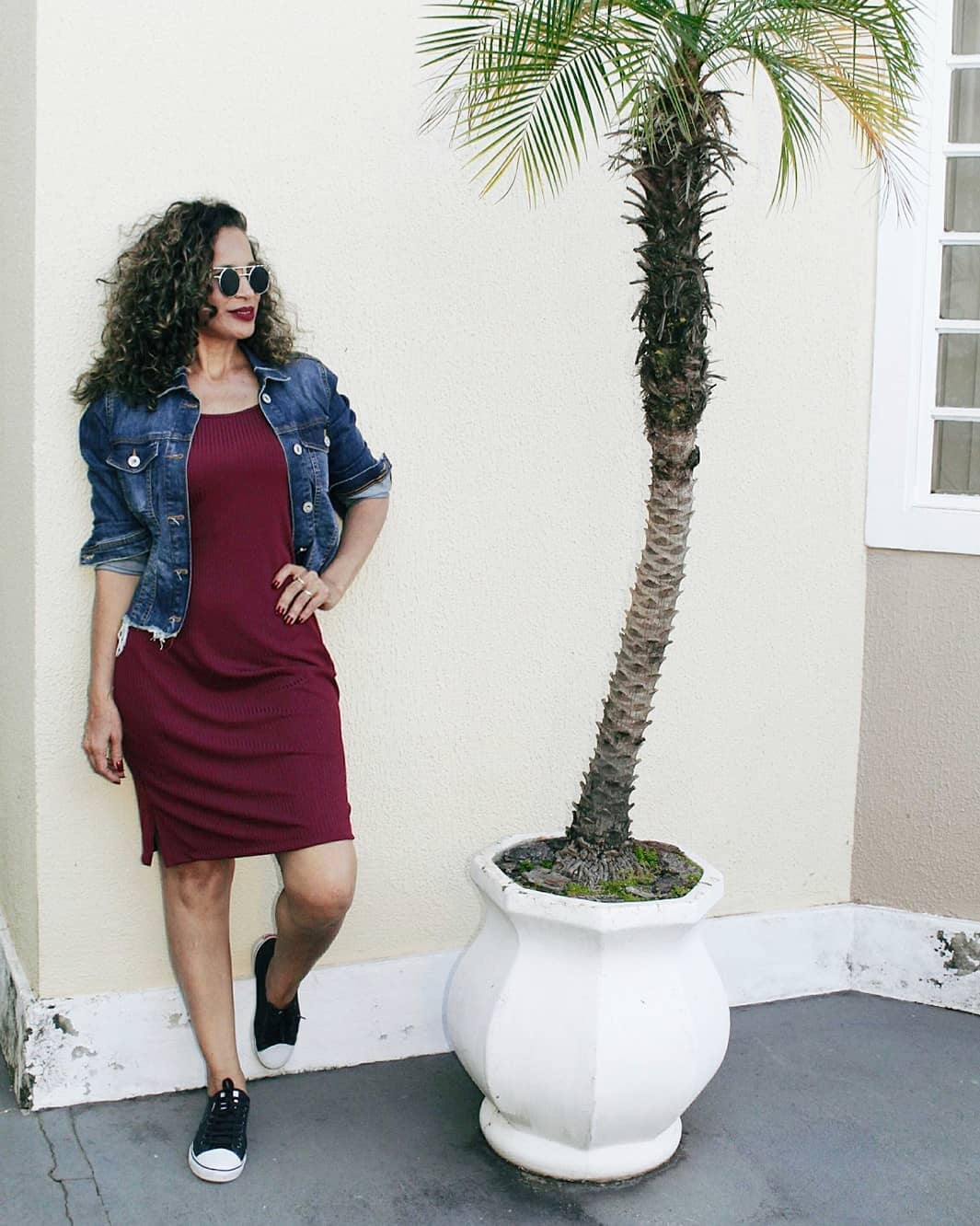 Jeans Oversized: O Charme do Casual Statement com Cetim - inspiração 2