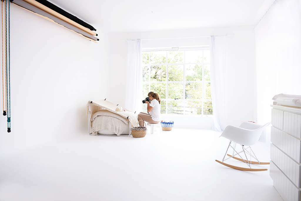 O jogo de sombras: Usando a luz natural para criar profundidade e textura - inspiração 1