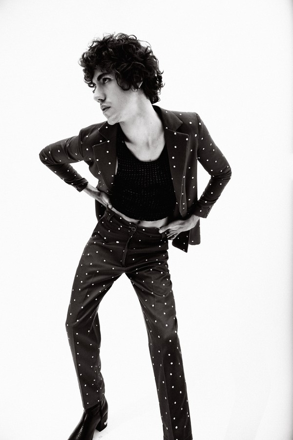 O Couro como Aliado Inabalável: Texturas e Cortes - inspiração 2