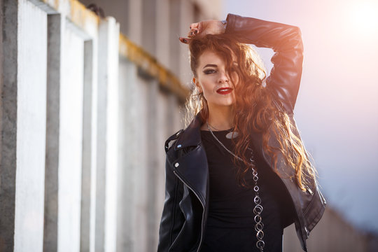 Mix de Estilos: Como Fusionar Glam Rock com Outras Tendências - inspiração 1