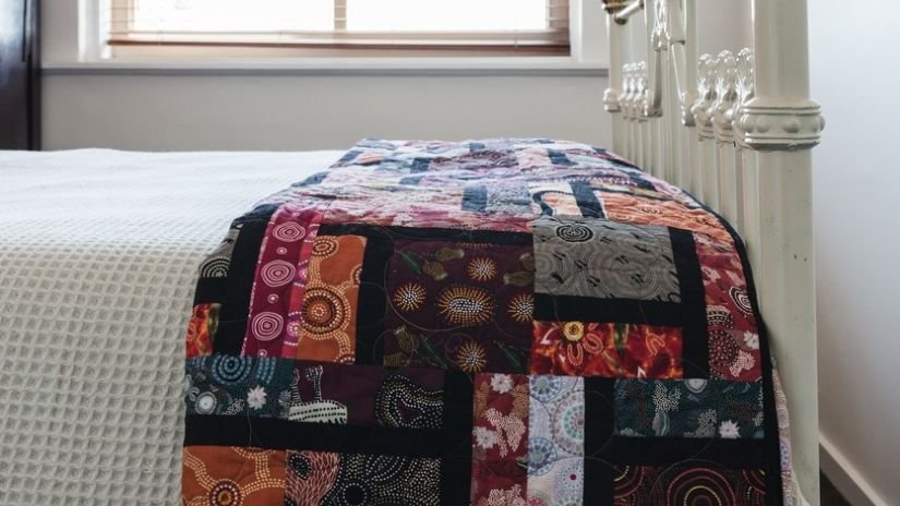 Explorando Formas Geométricas: Triângulos e Diamantes para um Toque Moderno - inspiração 1