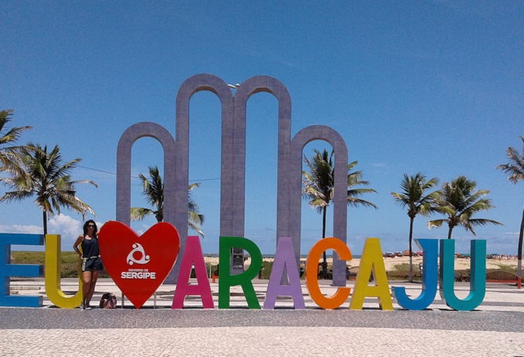 Canoa Quebrada (CE): Falésias Coloridas e Espírito Aventureiro - inspiração 1