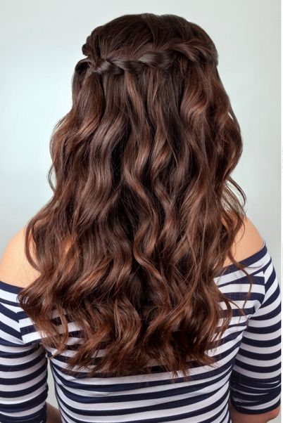 Rabo de Cavalo Alto com Topete: Poder e Glamour - inspiração 1