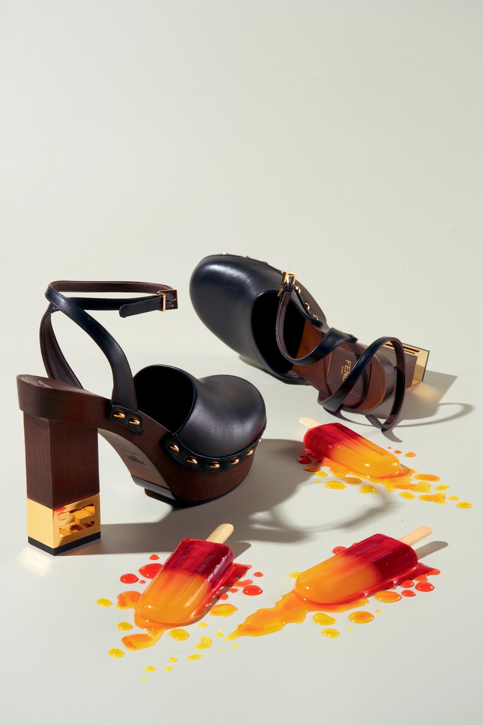 Sandálias com Esculturas: Leveza e Arte para o Verão - inspiração 1