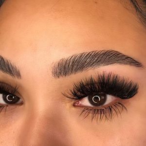 Quais os benefícios da Brow Lamination para suas sobrancelhas? - inspiração 1