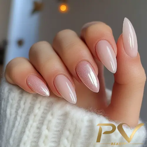 Formatos de unhas delicadas (amendoado, oval, bailarina curta)
