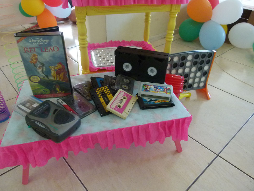 decoração anos 90 vs decoração anos 2000