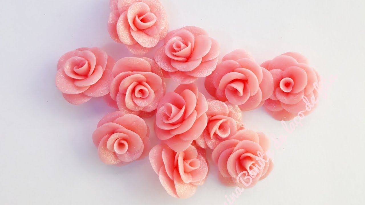 Artesanato com biscuit: como fazer flores minúsculas