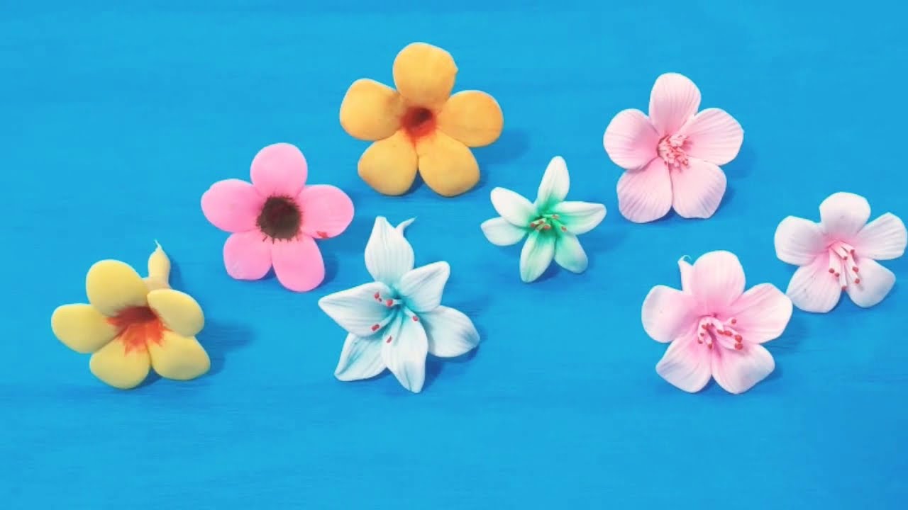 Artesanato com biscuit: como fazer flores minúsculas