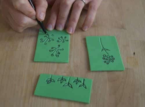 Artesanato com carimbos artesanais de EVA