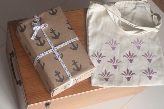 Artesanato com carimbos artesanais de EVA