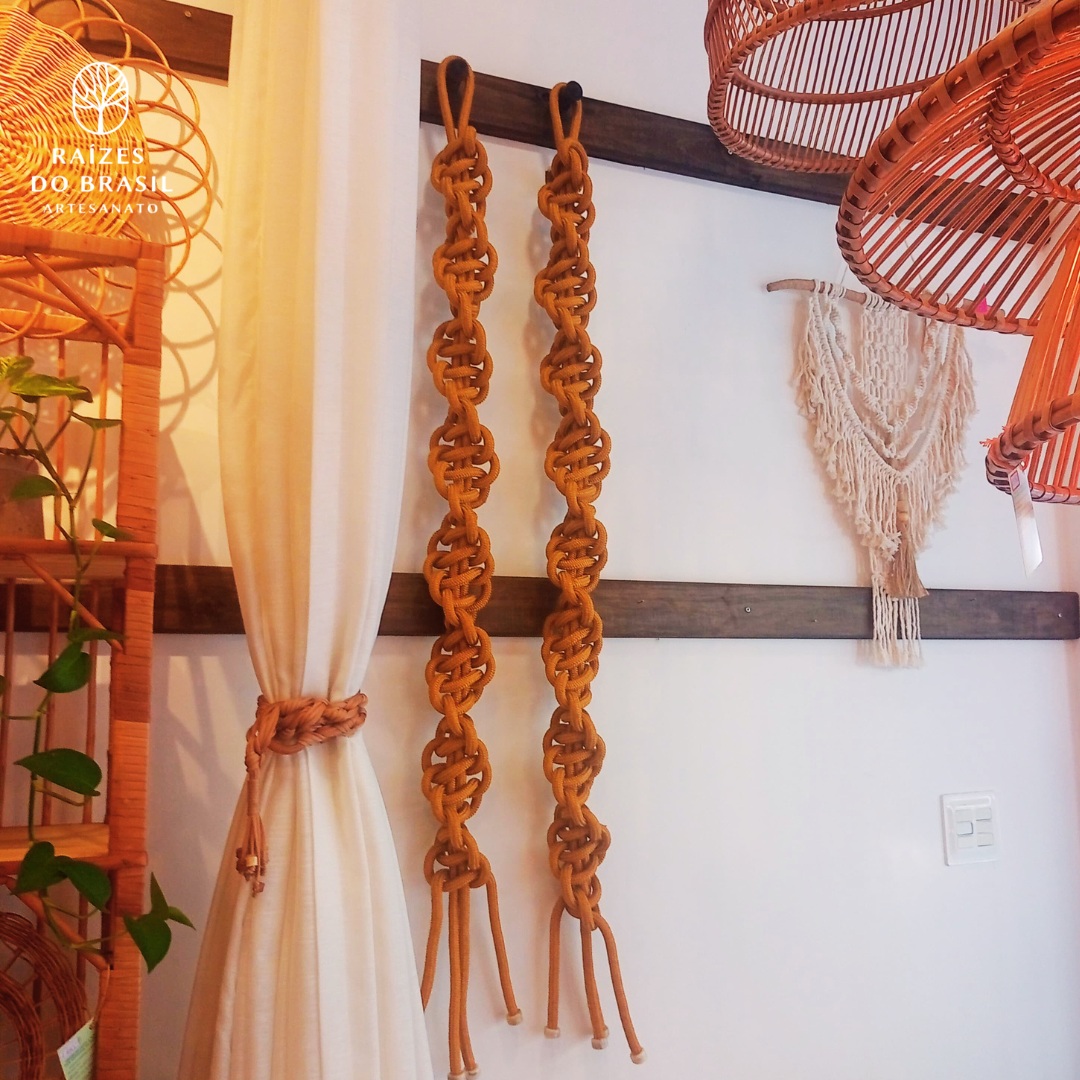 artesanato com cordão de seda e nós náuticos