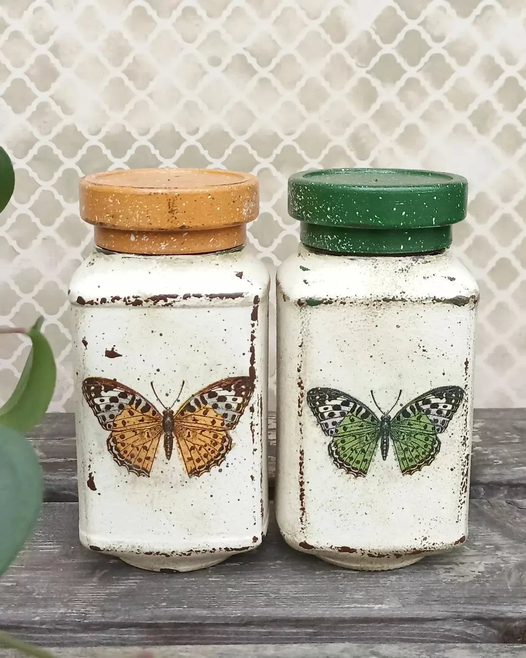 como fazer decoupage em vidro com guardanapo