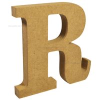 Artesanato com letras de MDF decoradas