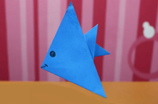 Aprenda a Fazer o Tsuru: O Símbolo da Sorte em Origami Passo a Passo