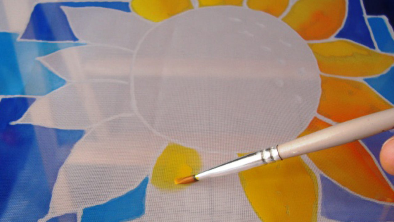 como fazer pintura em seda passo a passo