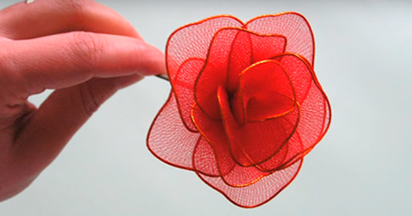 Artesanato com pintura em seda passo a passo