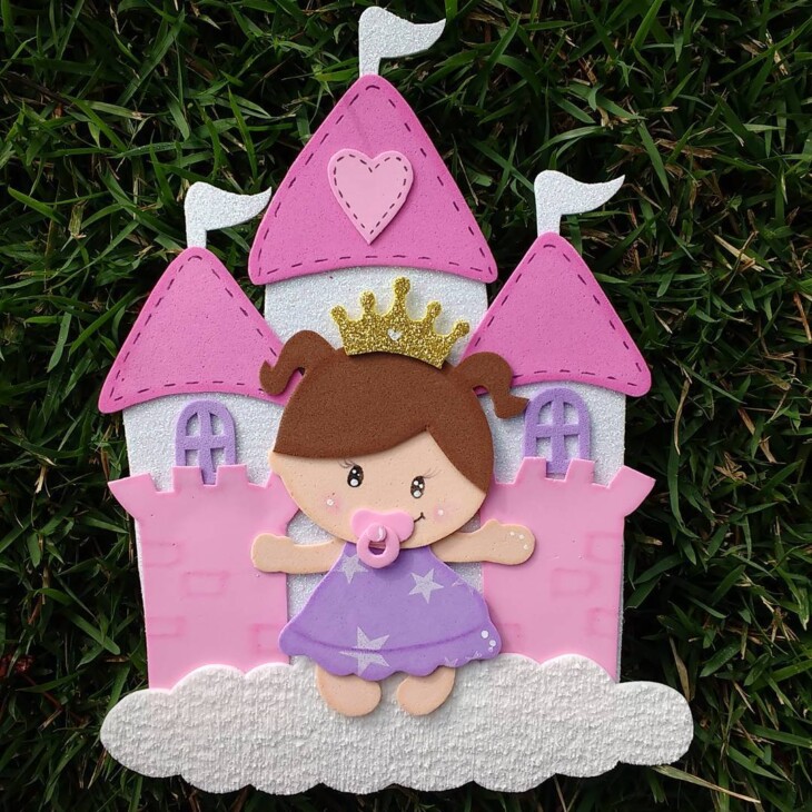 Artesanato com porta-retratos de EVA decorado