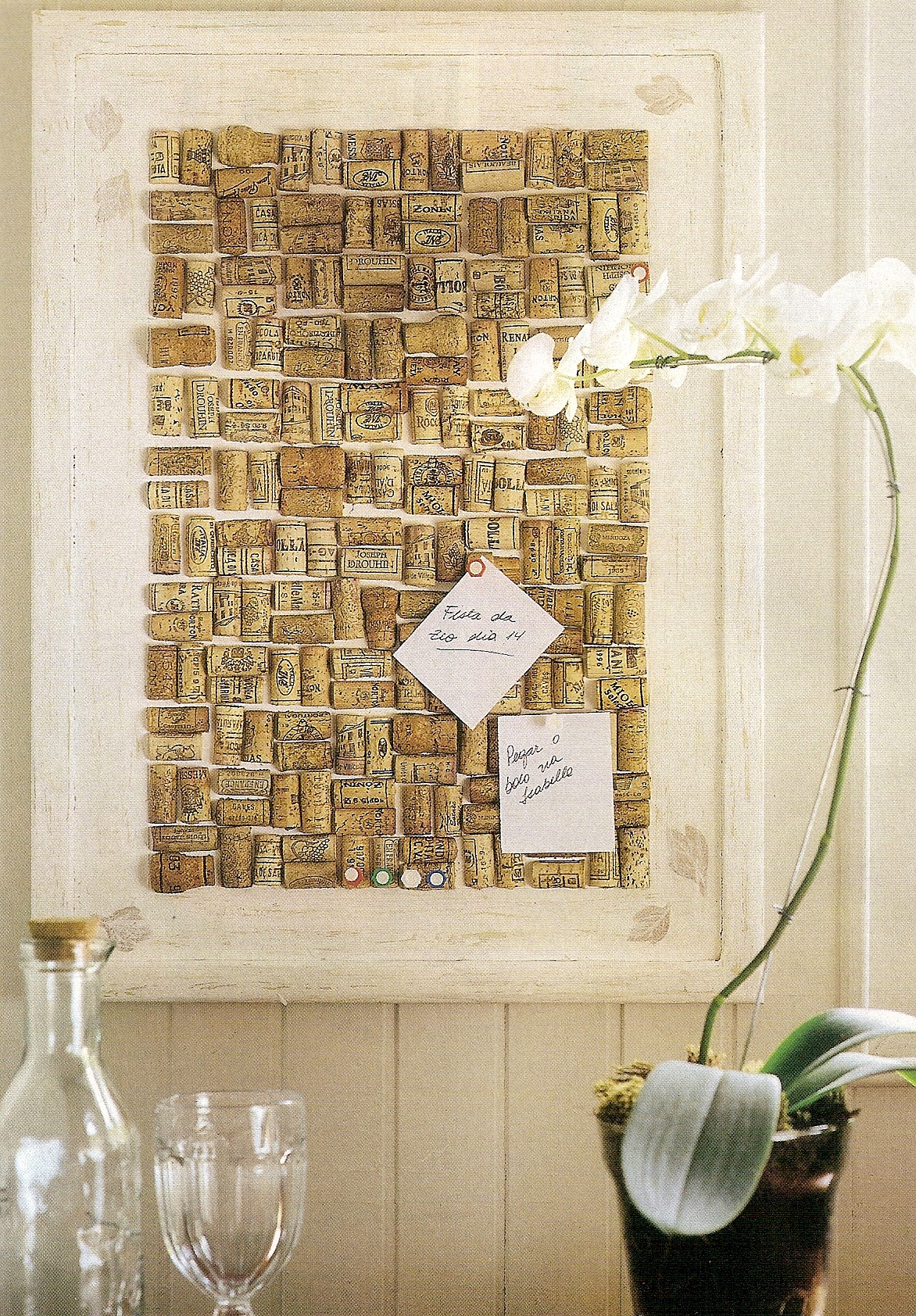 Dicas para escolher a moldura perfeita para seu quadro de rolhas