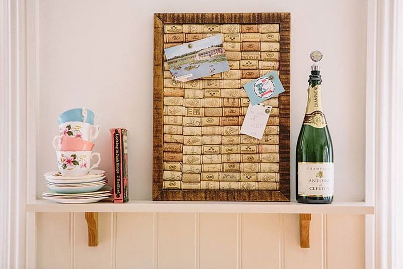 como fazer quadro porta rolhas com vidro