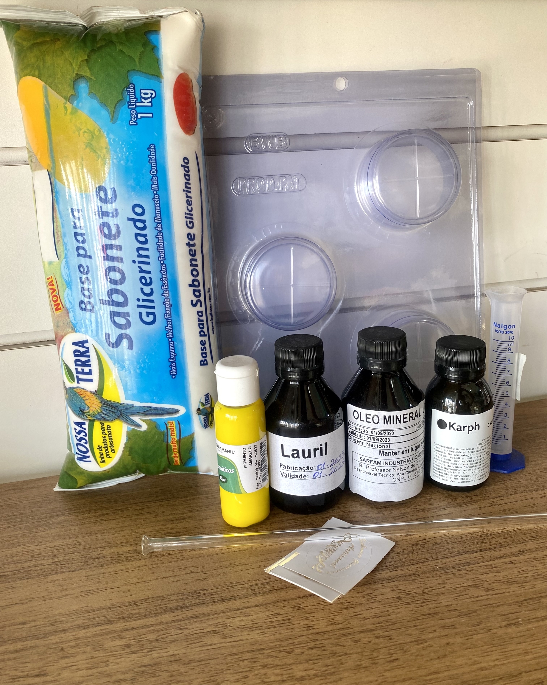 Como Adicionar Extratos Naturais ao Seu Sabonete de Glicerina