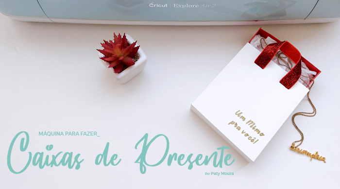 Artesanato com scrapbook em caixas de presente