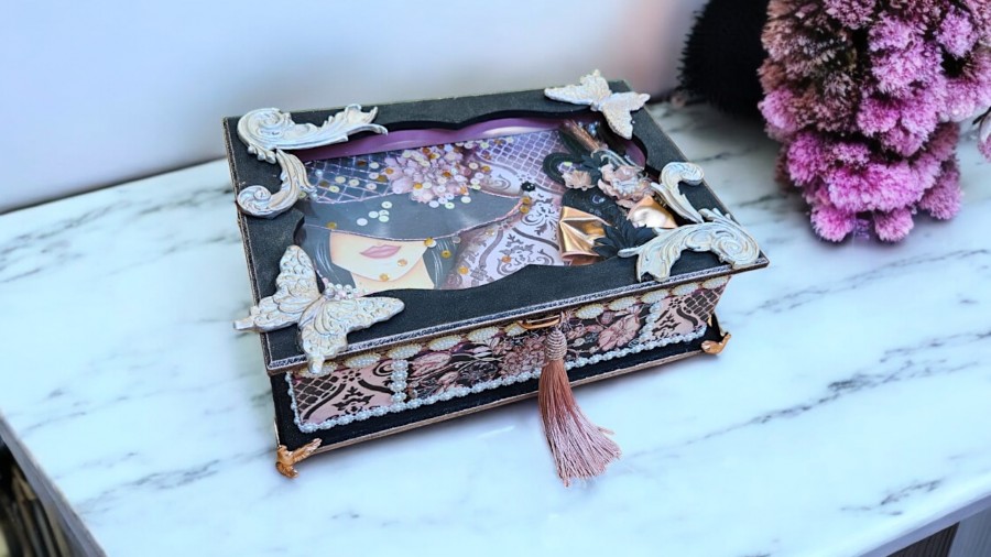 como decorar caixa mdf com scrapbook