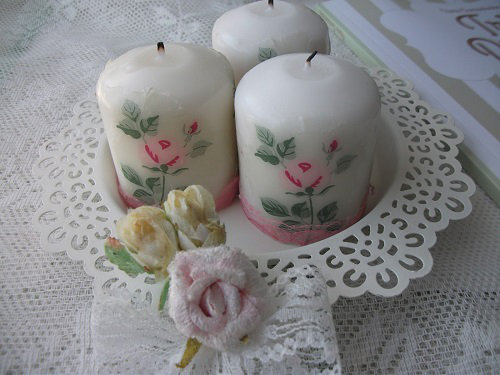 Artesanato com técnica de decoupage em velas