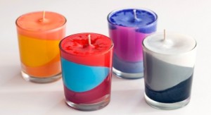 Artesanato com velas coloridas com giz de cera
