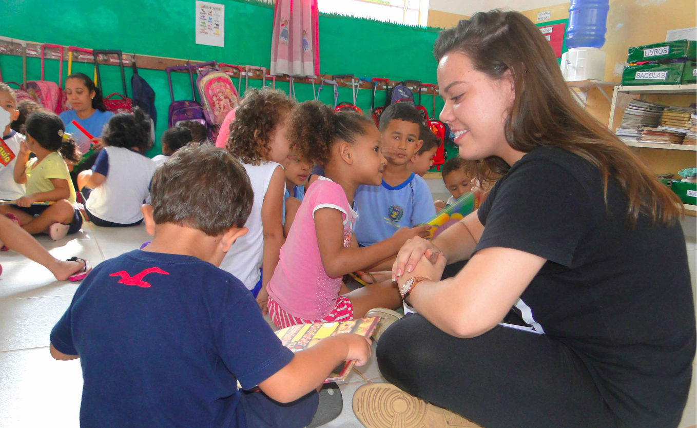 Benefícios do Voluntariado para o Desenvolvimento Infantil e Familiar