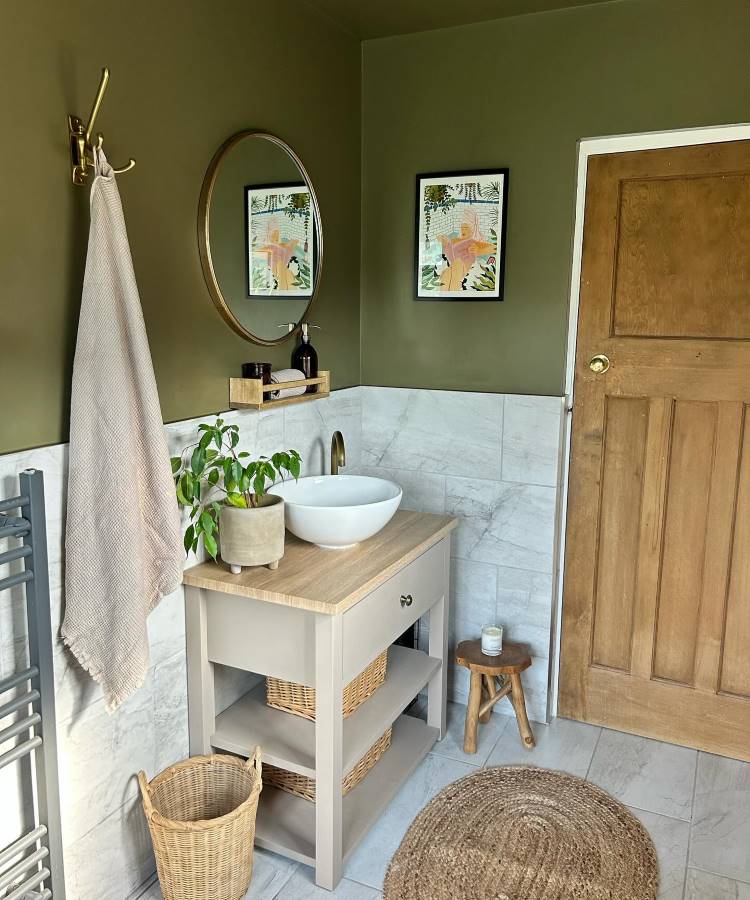 Banheiro Pequeno Bege e Branco: Dicas para Ampliar e Aconchegar