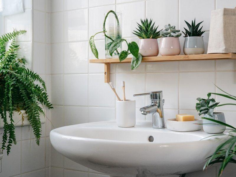 Guia Completo: Como Pintar Azulejos do Banheiro com Tinta Epóxi