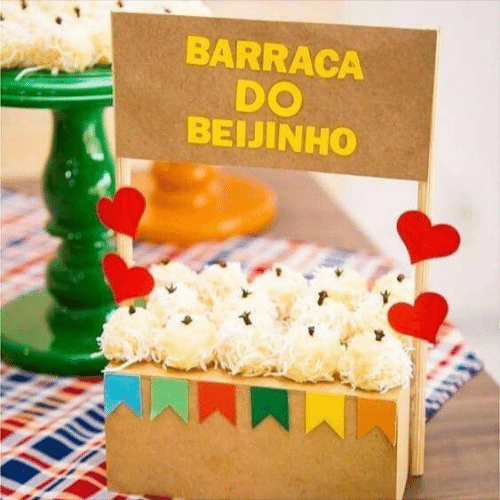 como decorar barraca de doces para festa junina