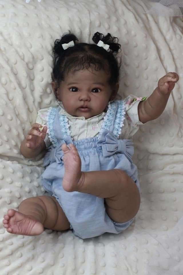 Cuidados Essenciais para Manter o Realismo da Sua Bebê Reborn Negra