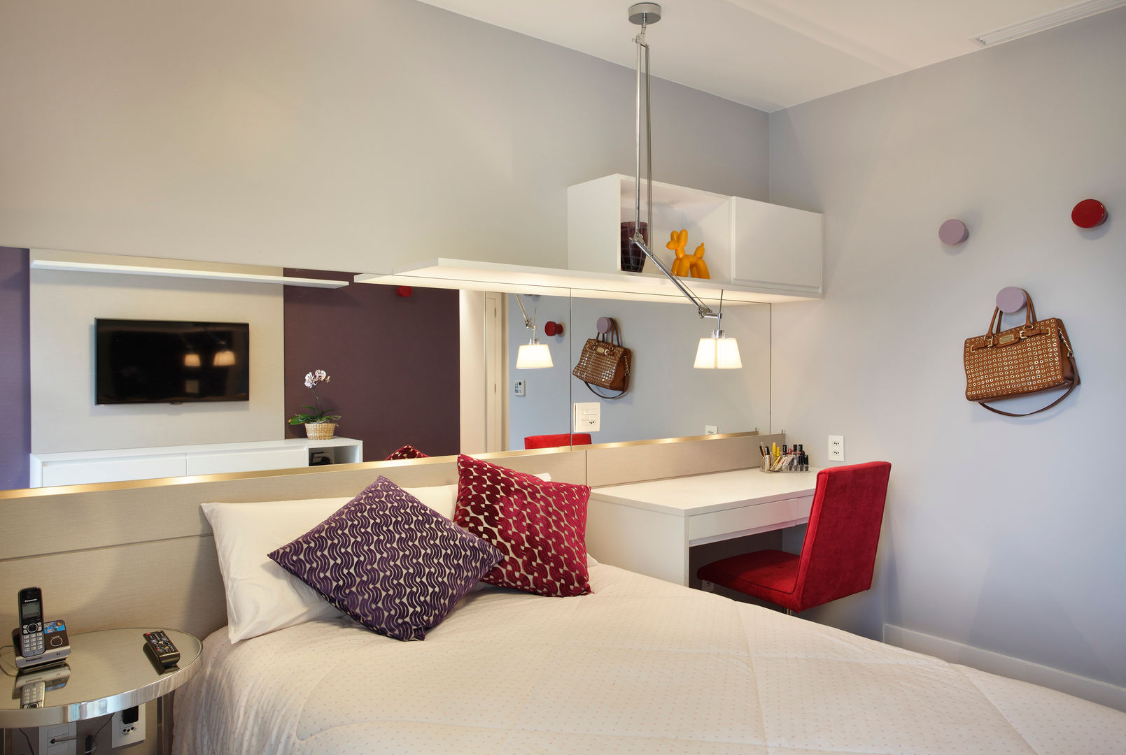 Como Otimizar a Iluminação Natural no Seu Quarto de Hotel para Máximo Foco