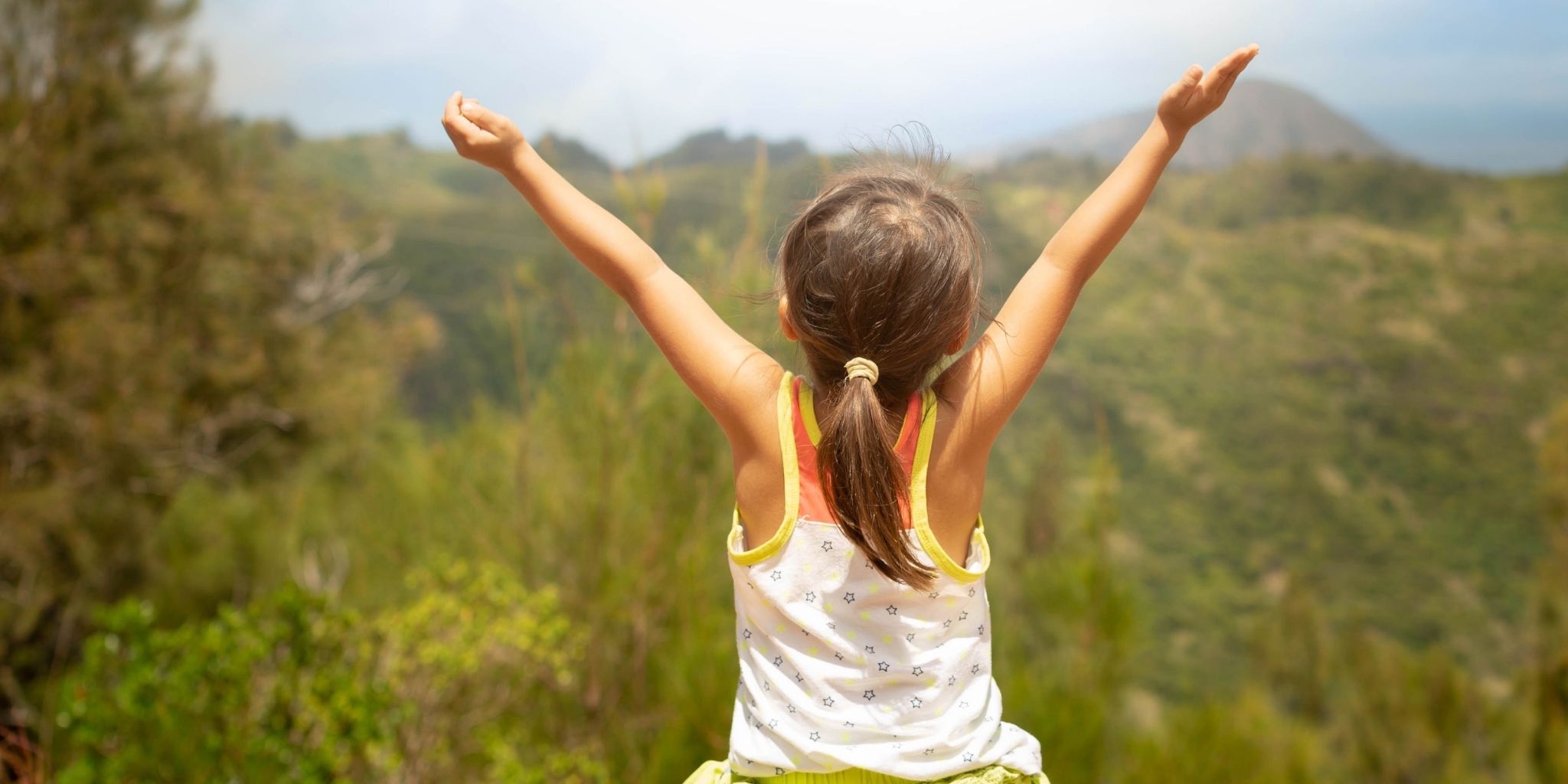 saúde e bem-estar infantil com exposição solar