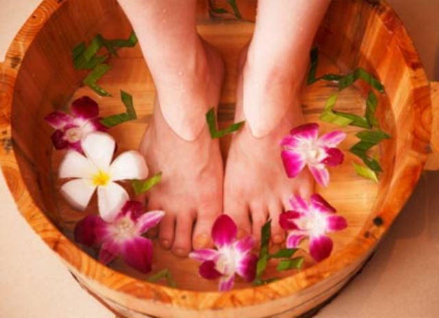 óleos essenciais para dores nos pés