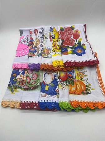 bico de crochê em pano de prato